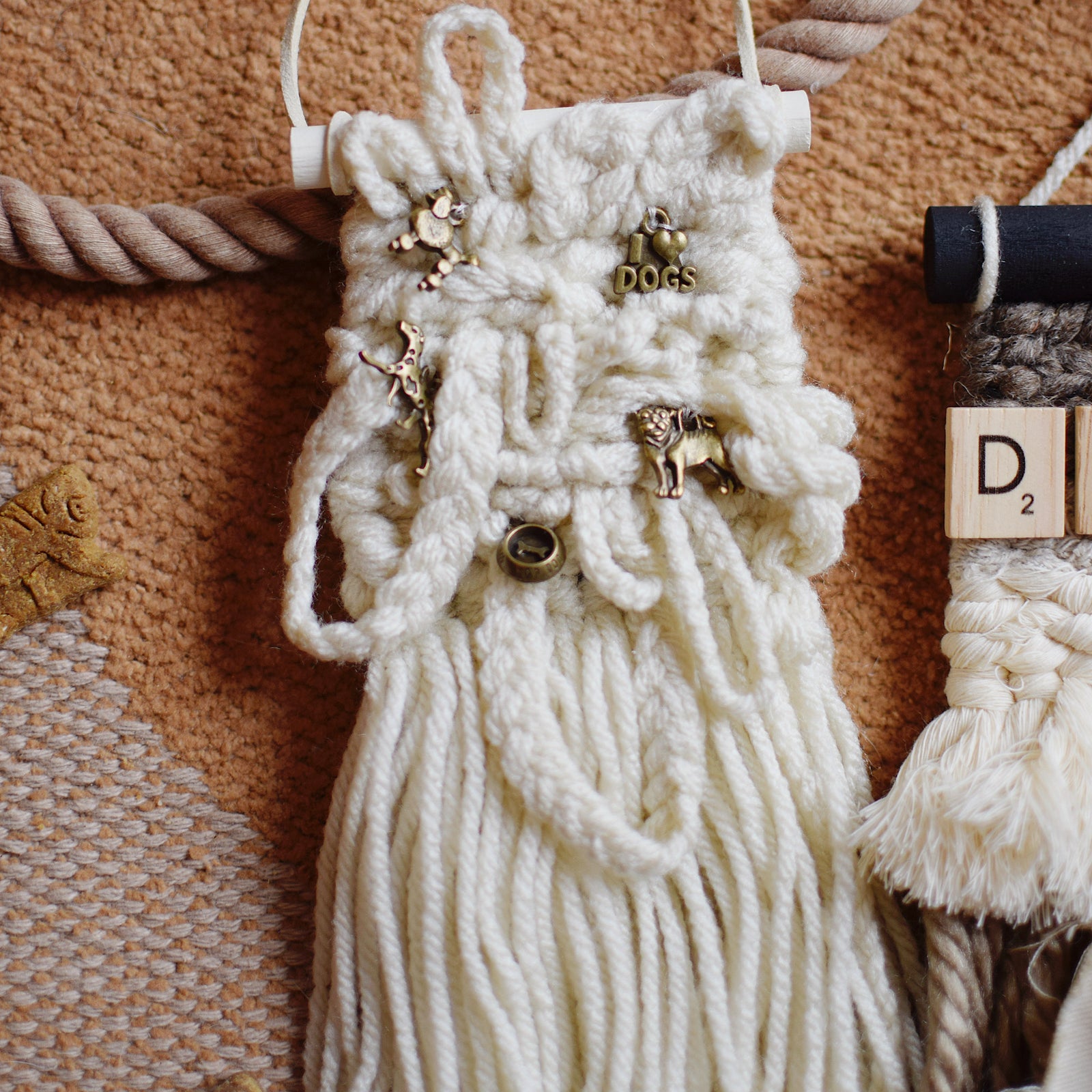 Mini Weave - DOGS - DOG CHARMS + DOGS