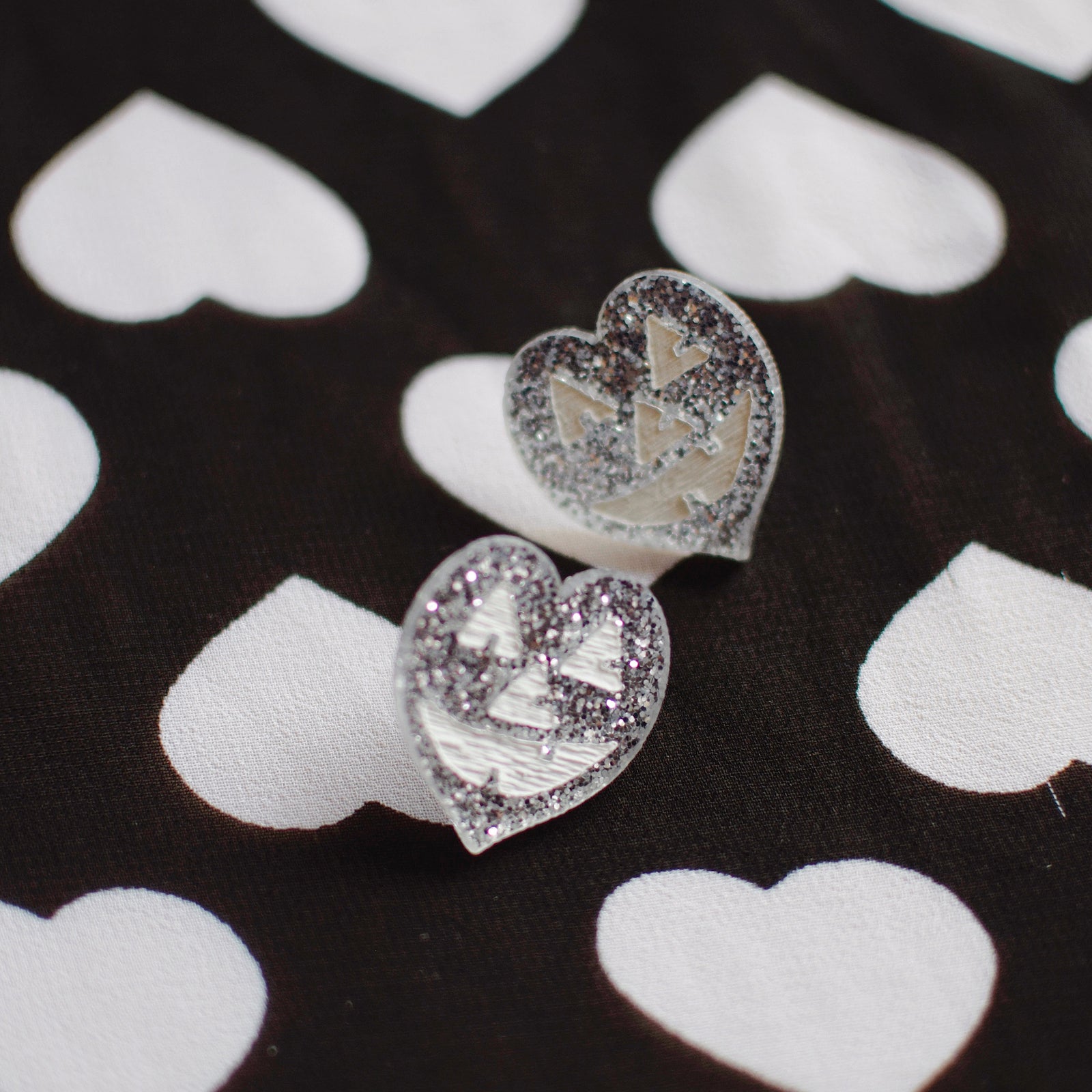 Earrings - Halloween Pumpkin Heart Studs - Devil's Disco/White