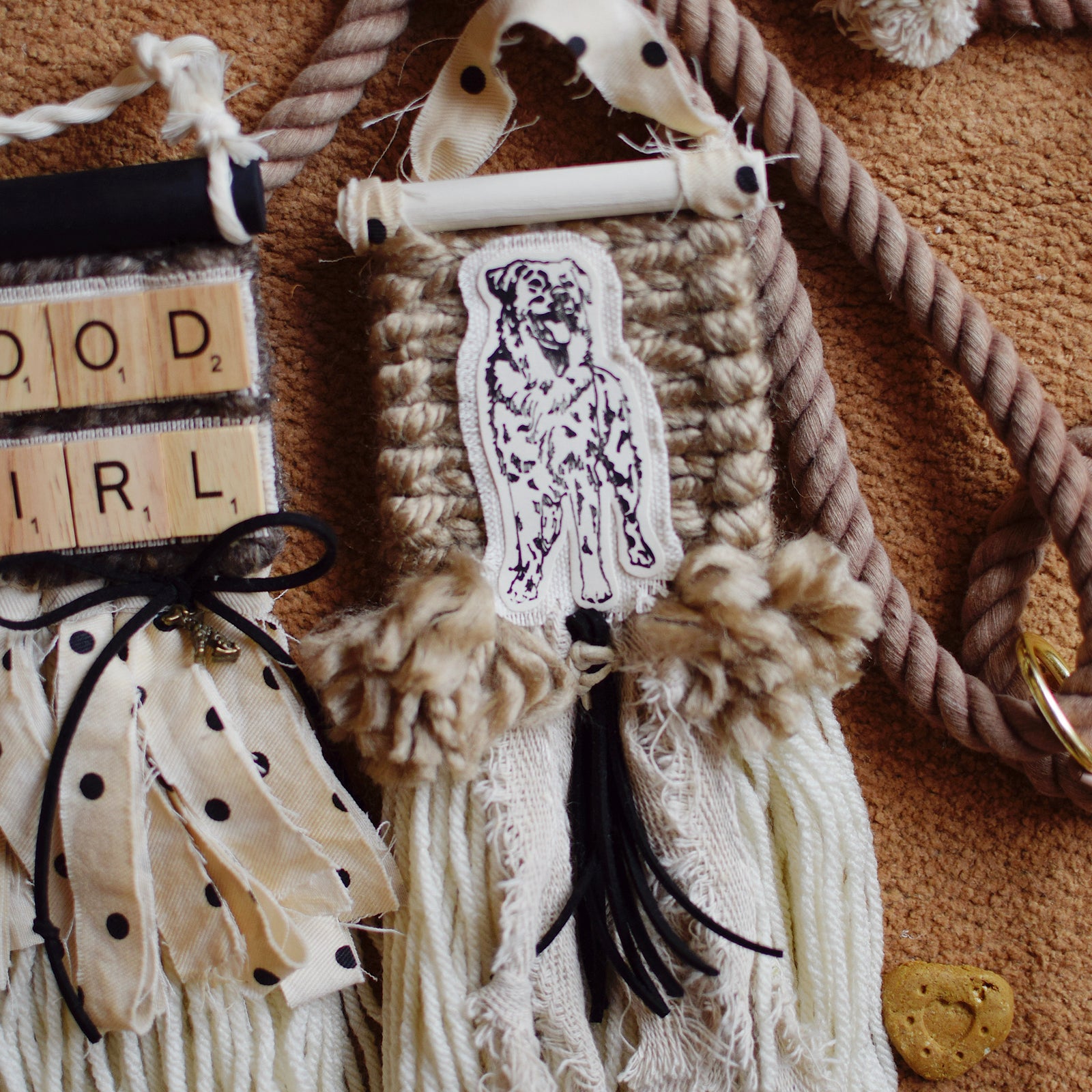 Mini Weave - DOGS - GOOD GIRL + GOLDEN RETRIEVER