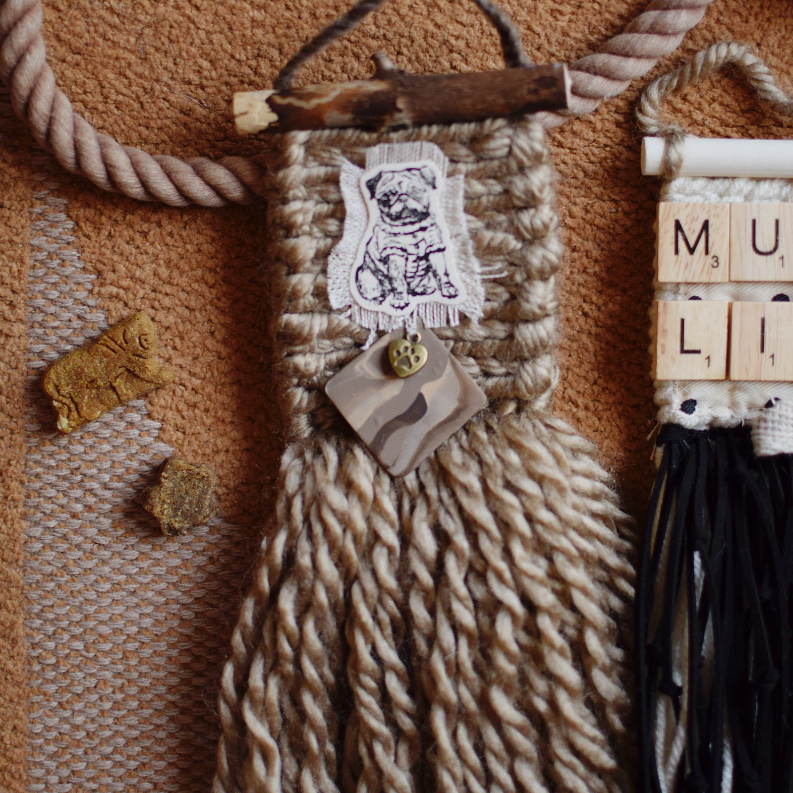 Mini Weave - DOGS - PUG + MUTT LIFE