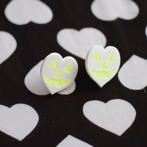 Earrings - Halloween Pumpkin Heart Studs - Fright White/Neon Yellow Glitter