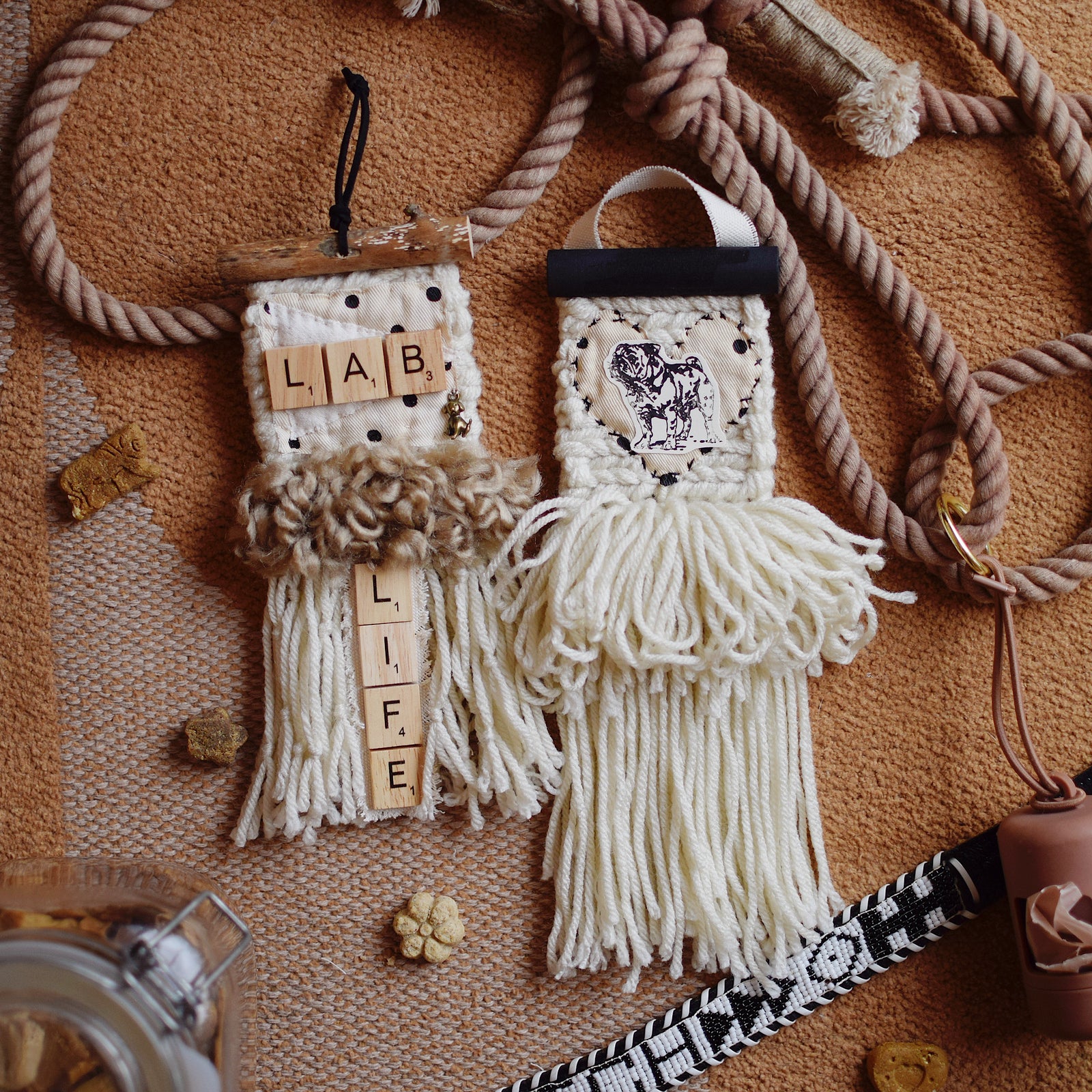 Mini Weave - DOGS - LAB LIFE + BULLDOG