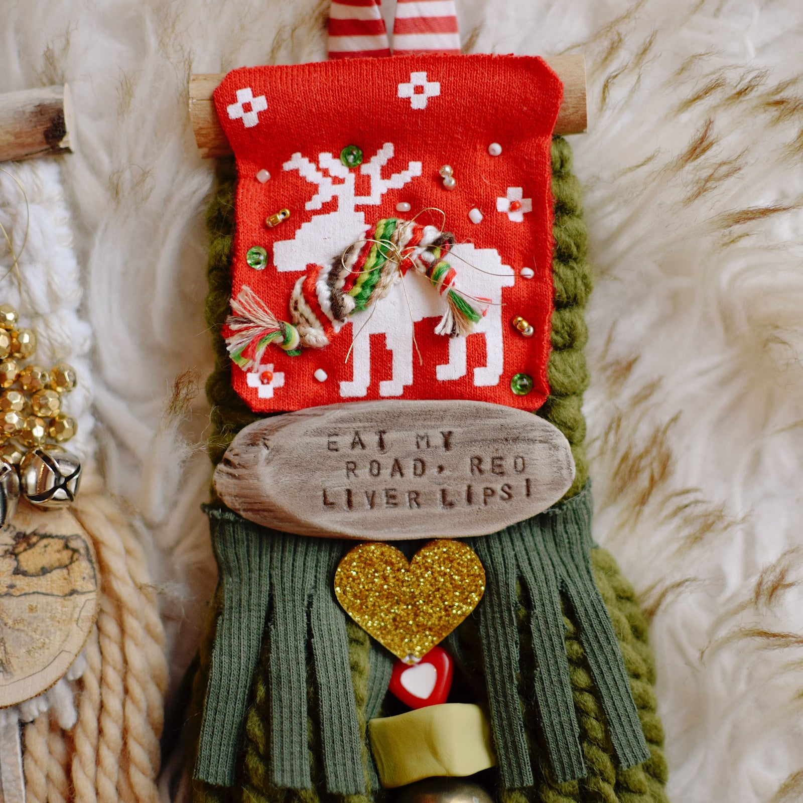 Mini Weave - Christmas Vacation - FUN OLD FASHIONED FAMILY CHRISTMAS + EAT MY ROAD, RED LIVER LIPS