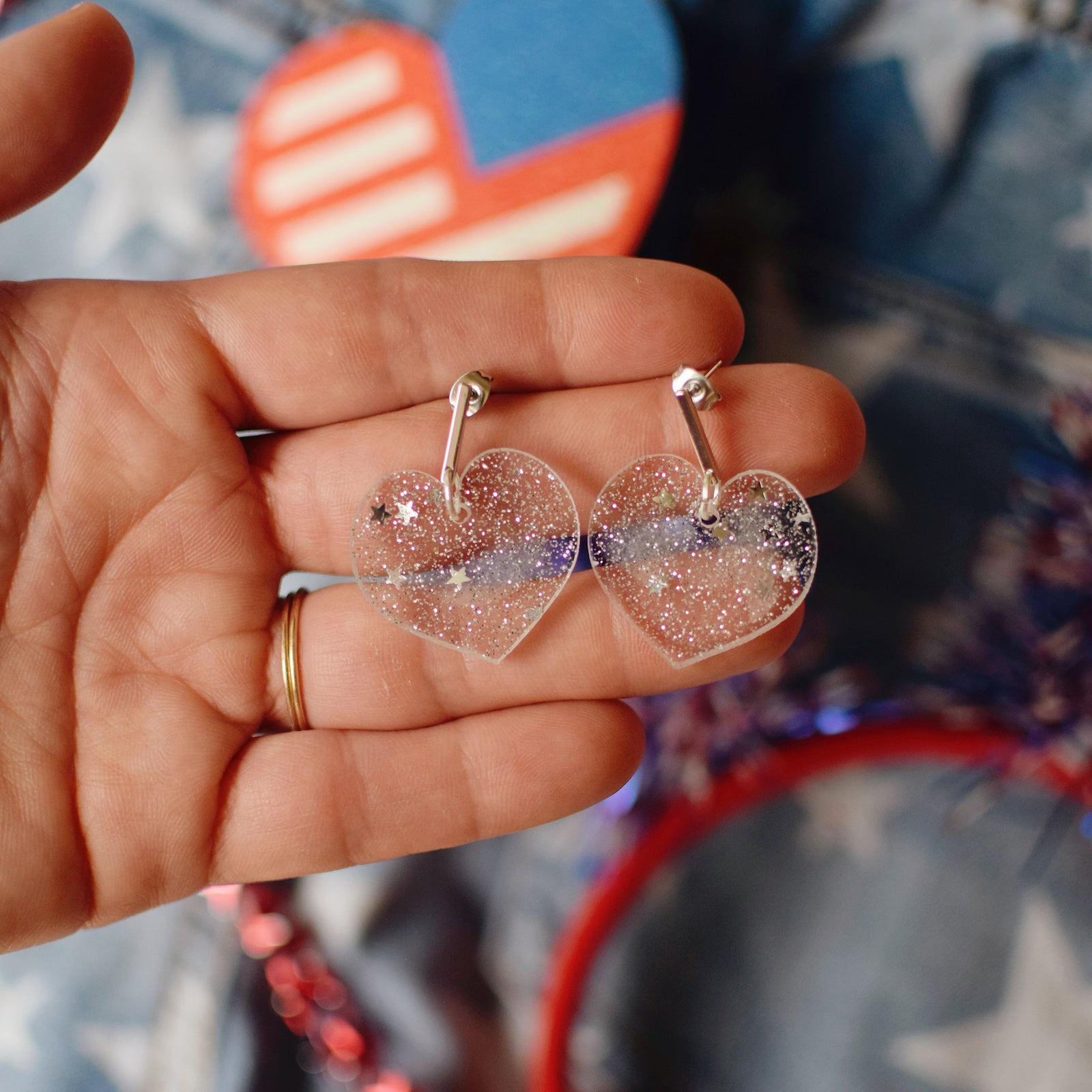 Earrings - 4th of July - Dainty Heart Dangles - Silver Sparkle Star