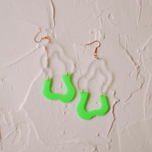 Earrings - Cinco de Mayo - Clear Confetti/Lime Green Colorblock Wiggles